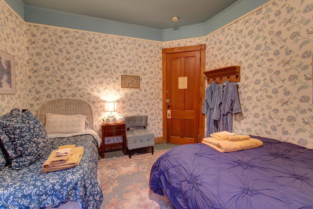 Margaretville Mountain Inn B&B ภายนอก รูปภาพ
